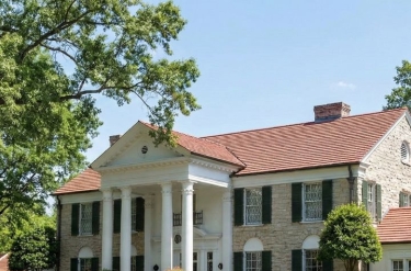 Graceland – dom Elvisa Presleya i amerykański mit zaklęty w architekturze
