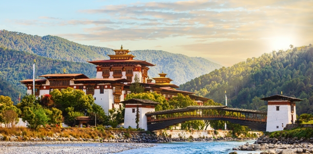 TRZY OBLICZA AZJI: INDIE - BHUTAN - TAJLANDIA