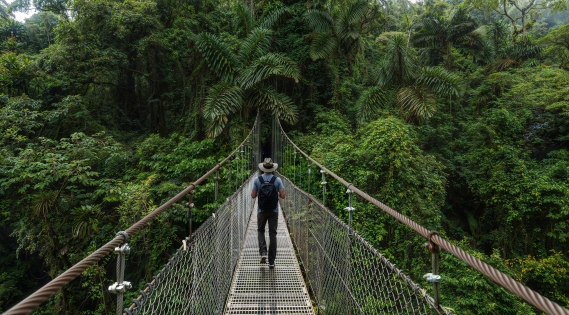 NIKARAGUA, KOSTARYKA, PANAMA: Plaża czerwonej żaby